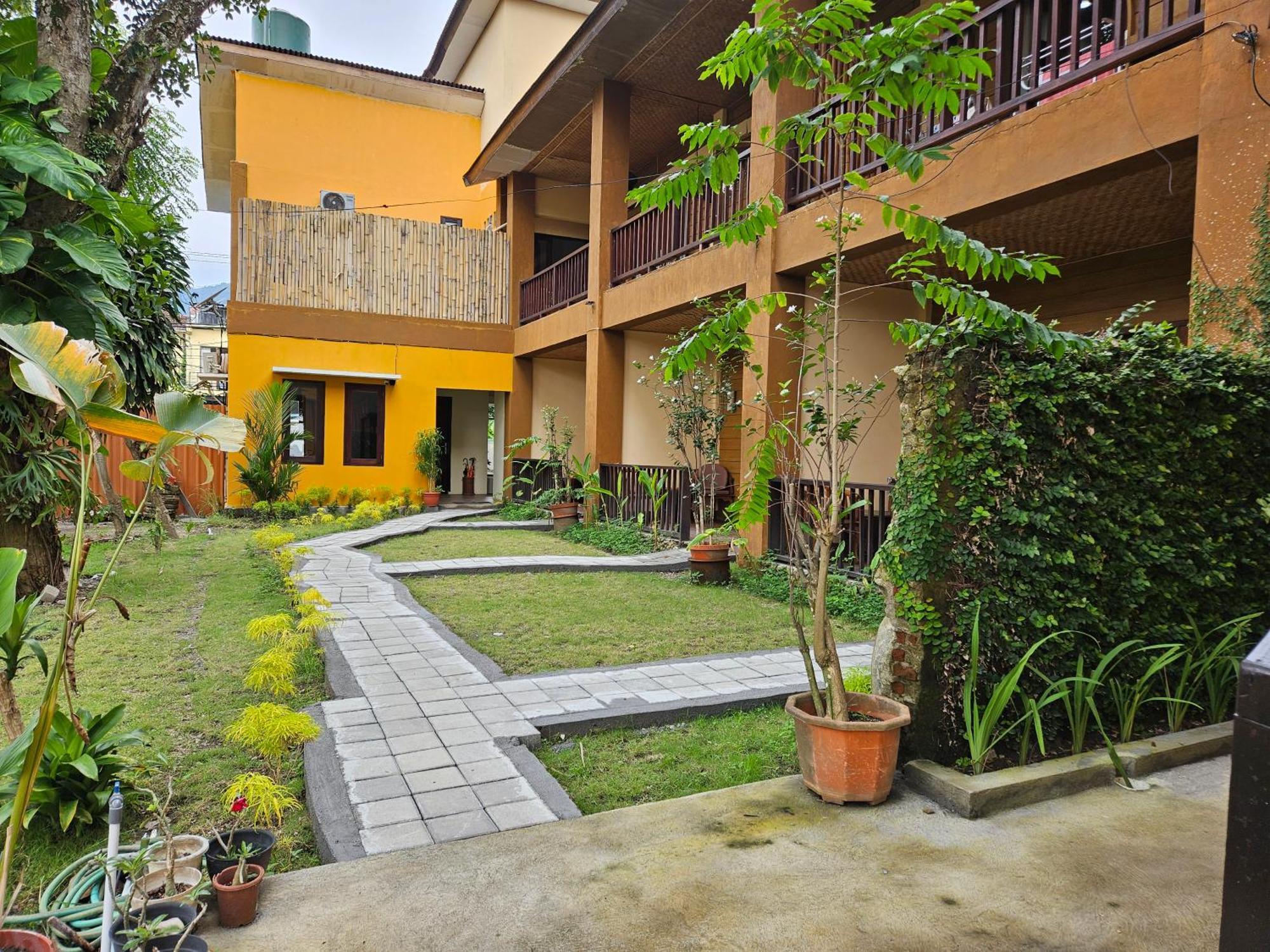 Sunsethouse Lombok Hotel Mangsit Exterior foto